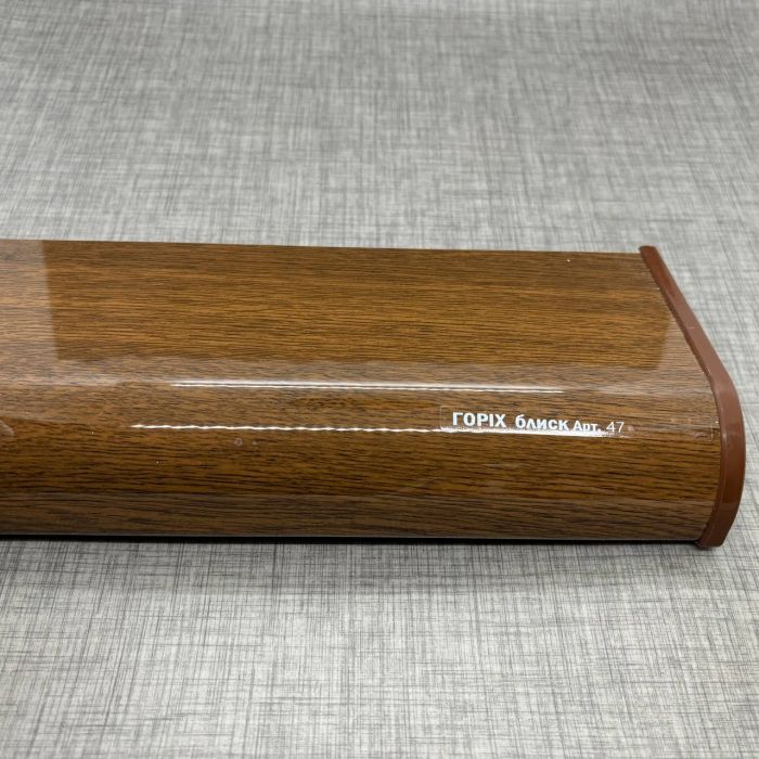 Подоконник ПВХ Sauberg орех глянец круглый капинос