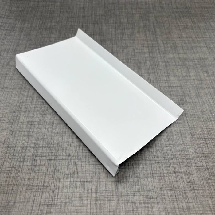 Отлив металлический оконный белый