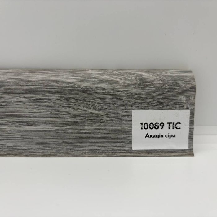 Плинтус Тис с кабель каналом 10089 акация серая (ПВХ)